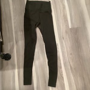Lululemon size 10 green leggings